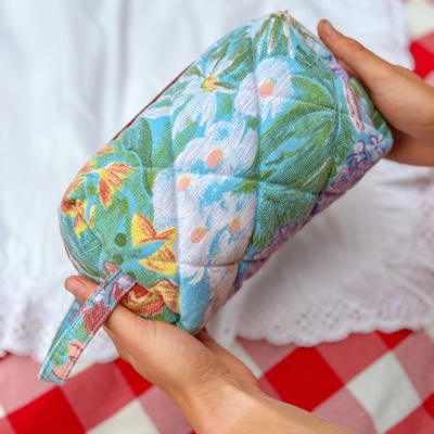 Kosmetyczka kuferek - kwiaty