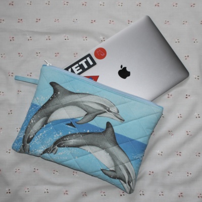 Etui na laptopa 13' - delfiny